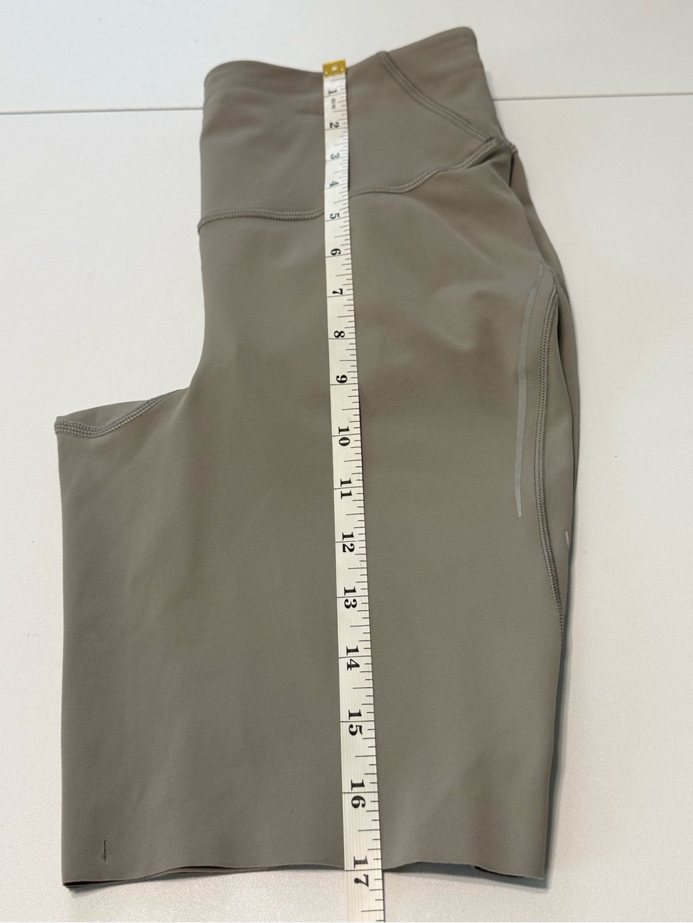 lululemon Base Pace High Rise Reflective Shorts 8” Athletic Gray Size 6 - Picture 11 of 13